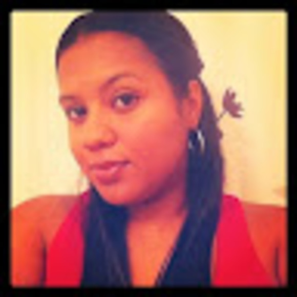 Meet your Posher, Jessica - Picture 1 of 1